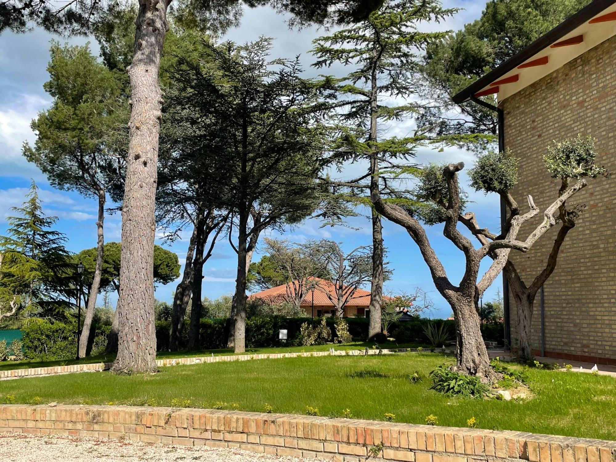Villa Lucilla - B&B Rooms And Pool Potenza Picena Exterior foto