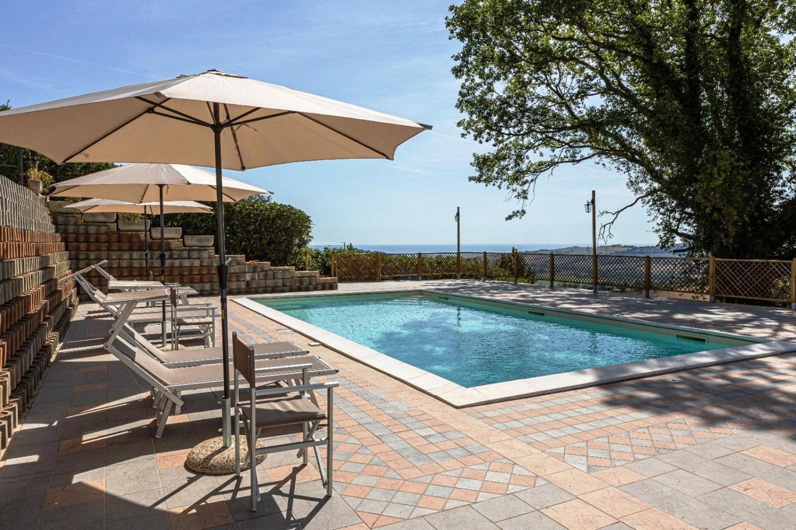 Villa Lucilla - B&B Rooms And Pool Potenza Picena Exterior foto